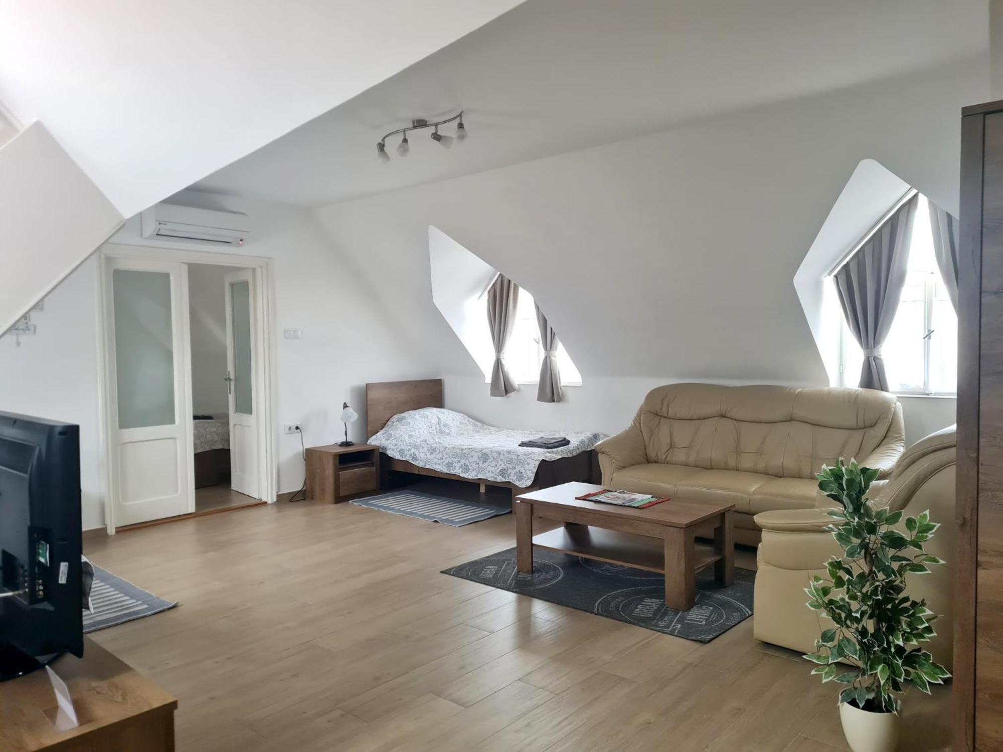P16 Apartment Hajduboszormeny