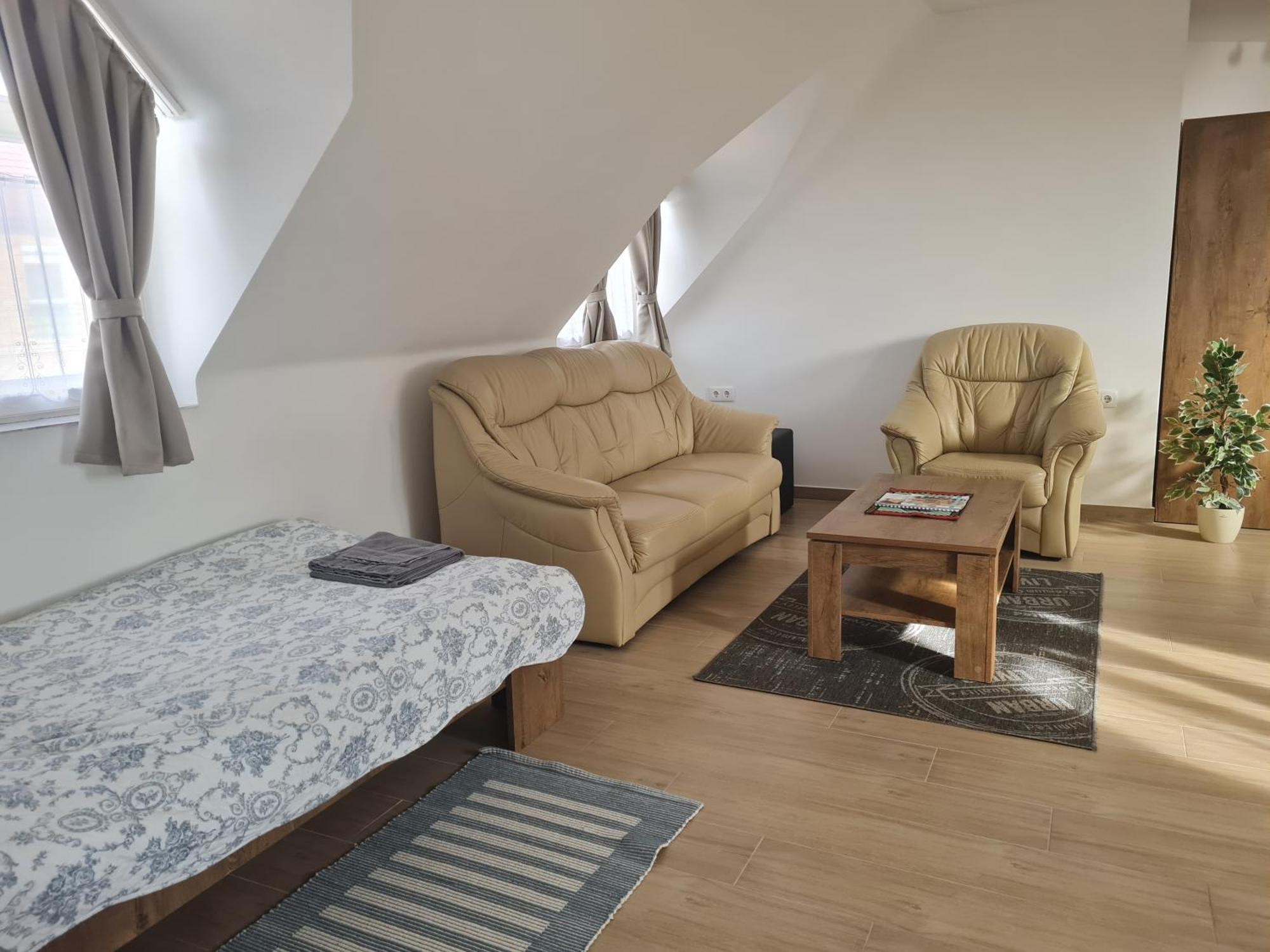 P16 Apartment *
